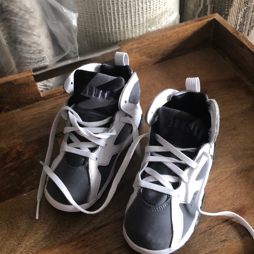 Kids shoes